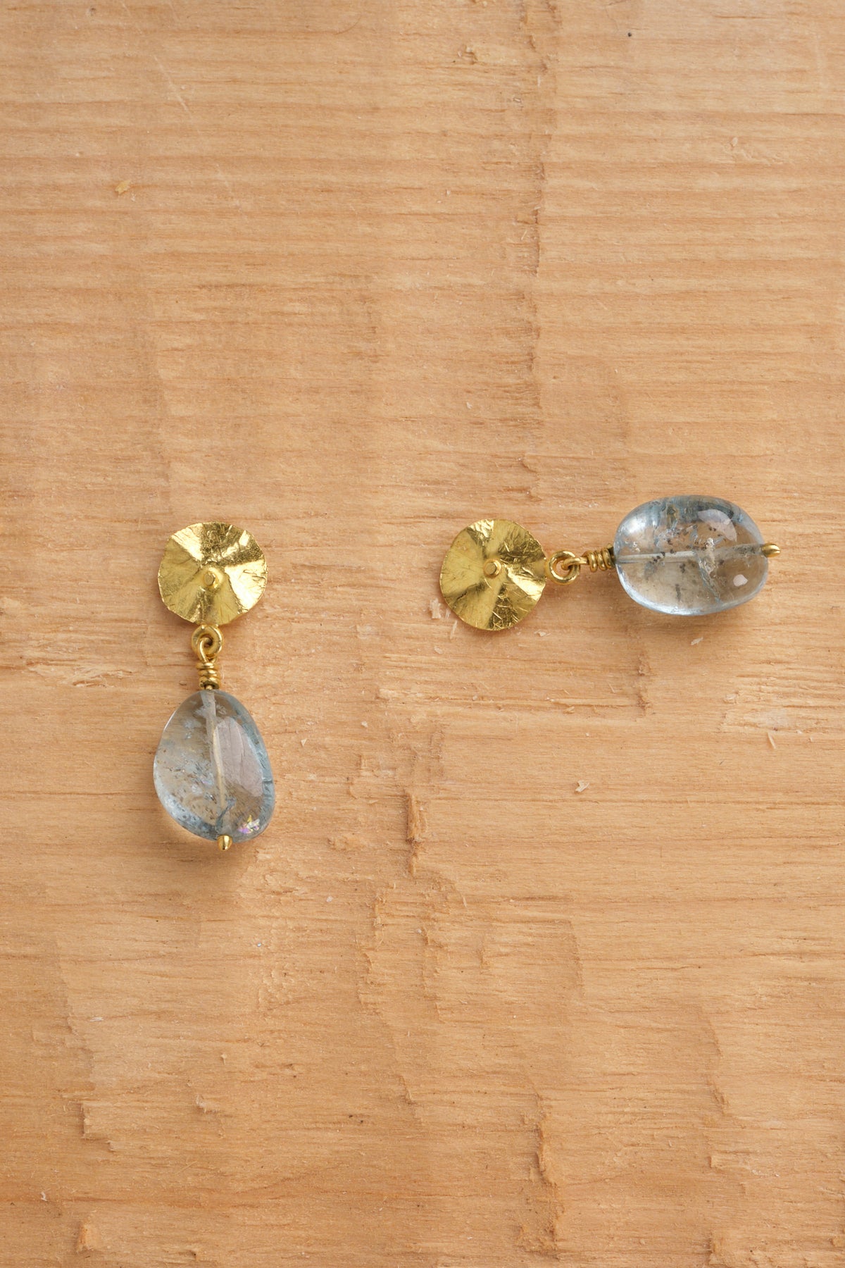 Small 22k Gold Foil Flowers with Moss Aqua