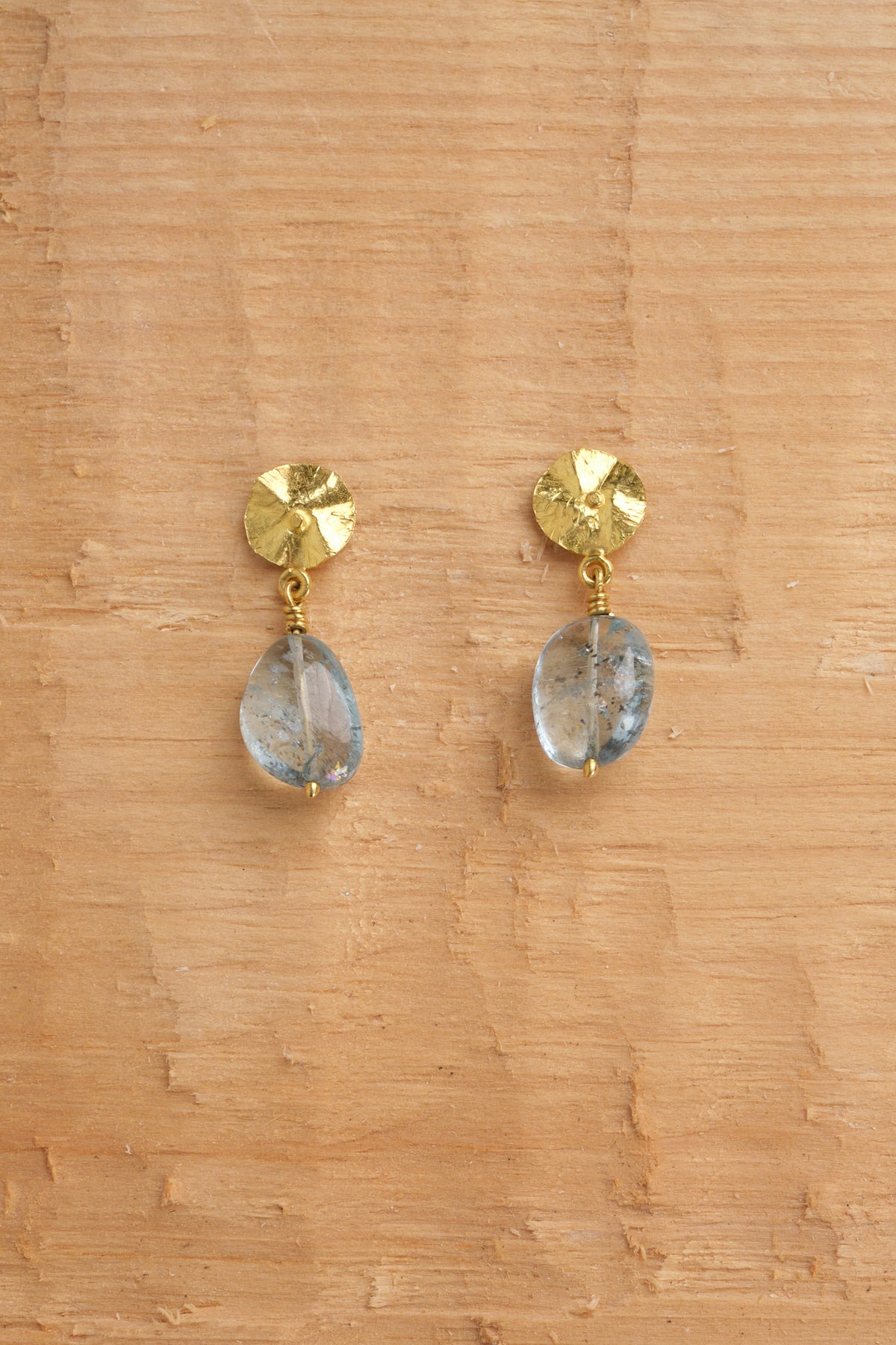 Small 22k Gold Foil Flowers with Moss Aqua