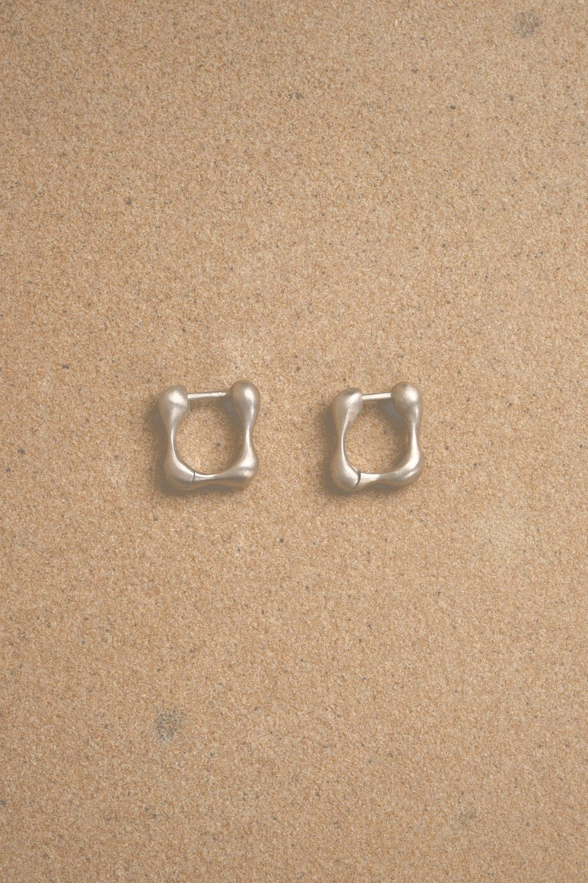 Silver Owen Huggies (softer shadows)