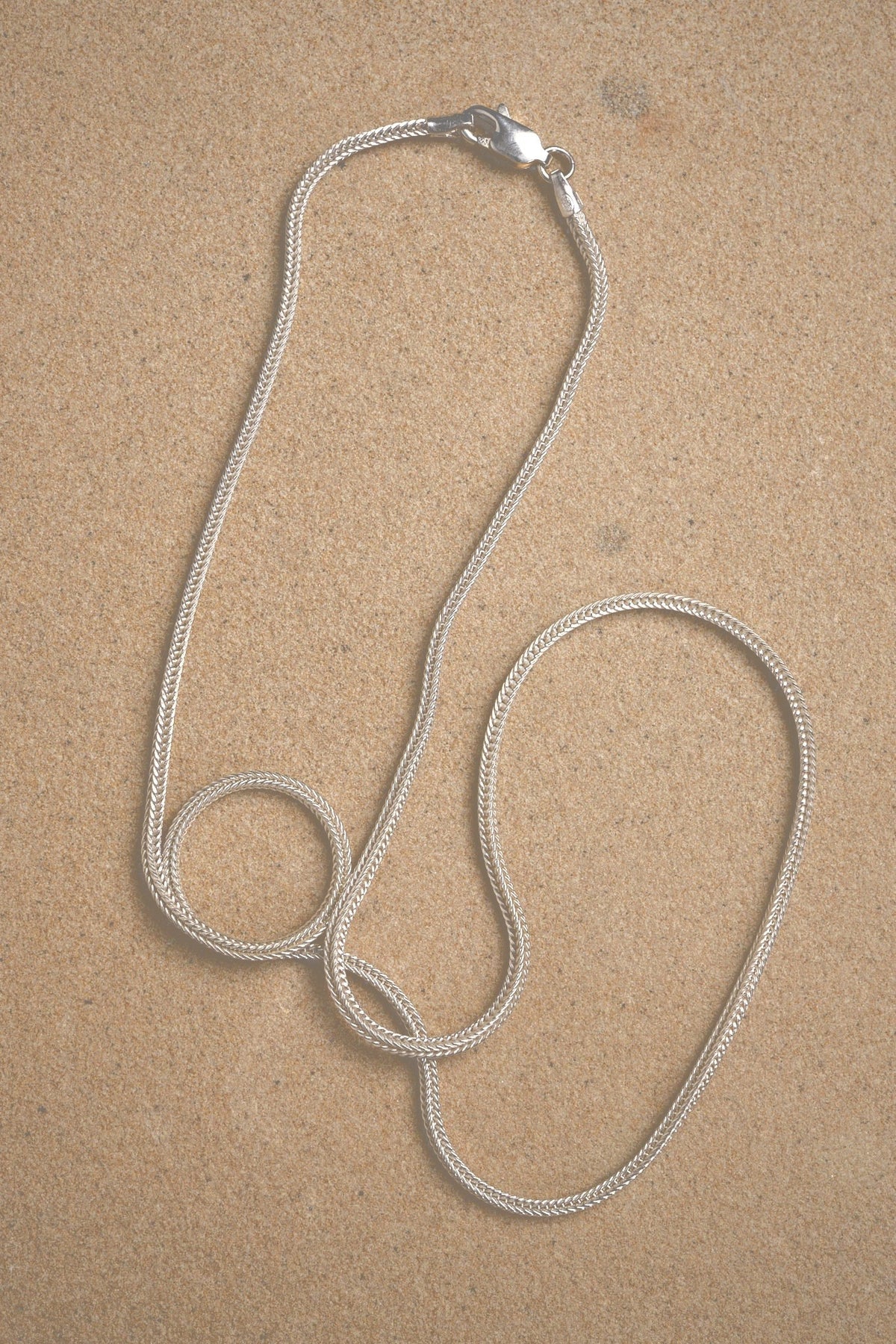 Silver Foxtail Chain 18in (softer shadows)