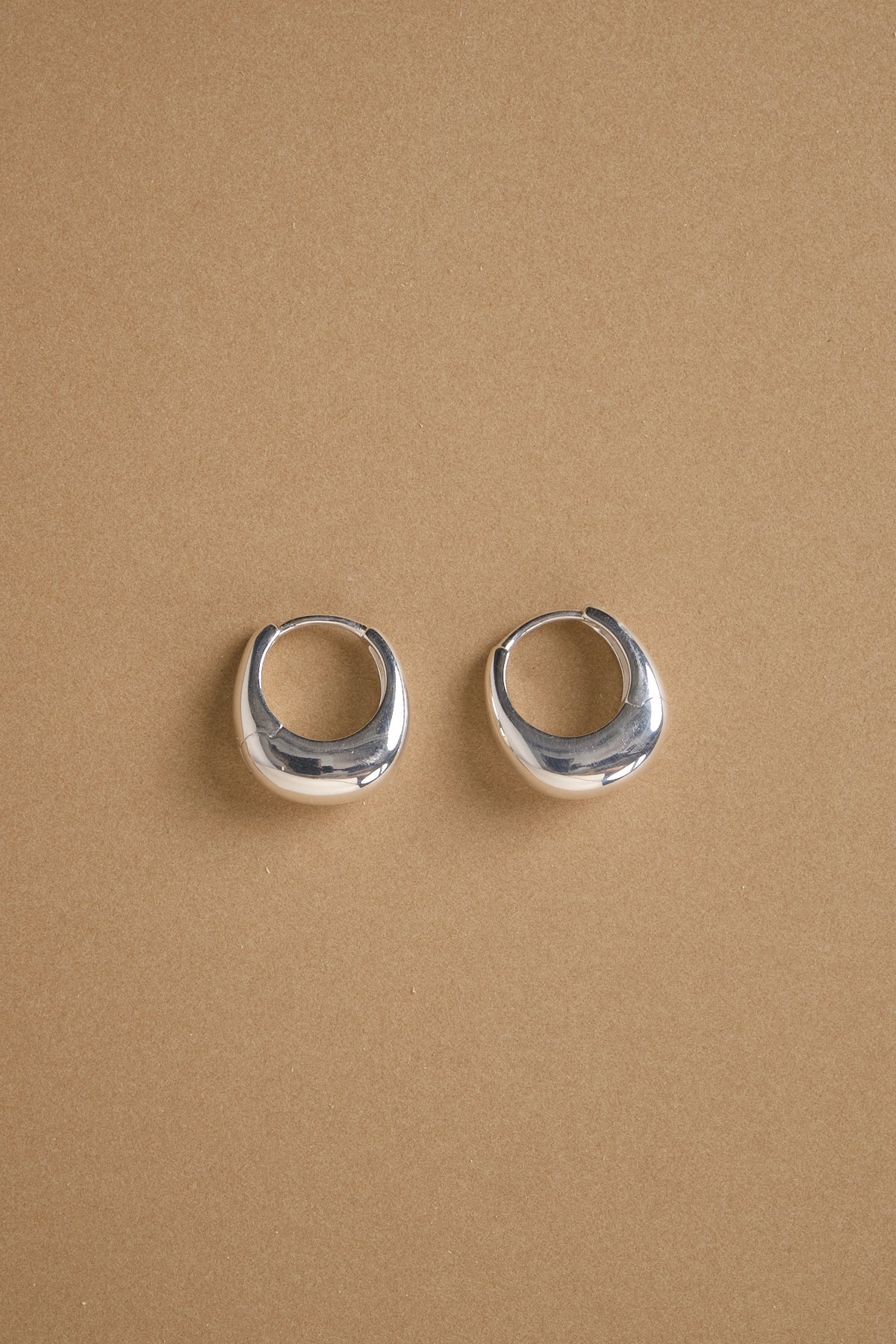 Kara Yoo Baby Hazel hoops sterling silver