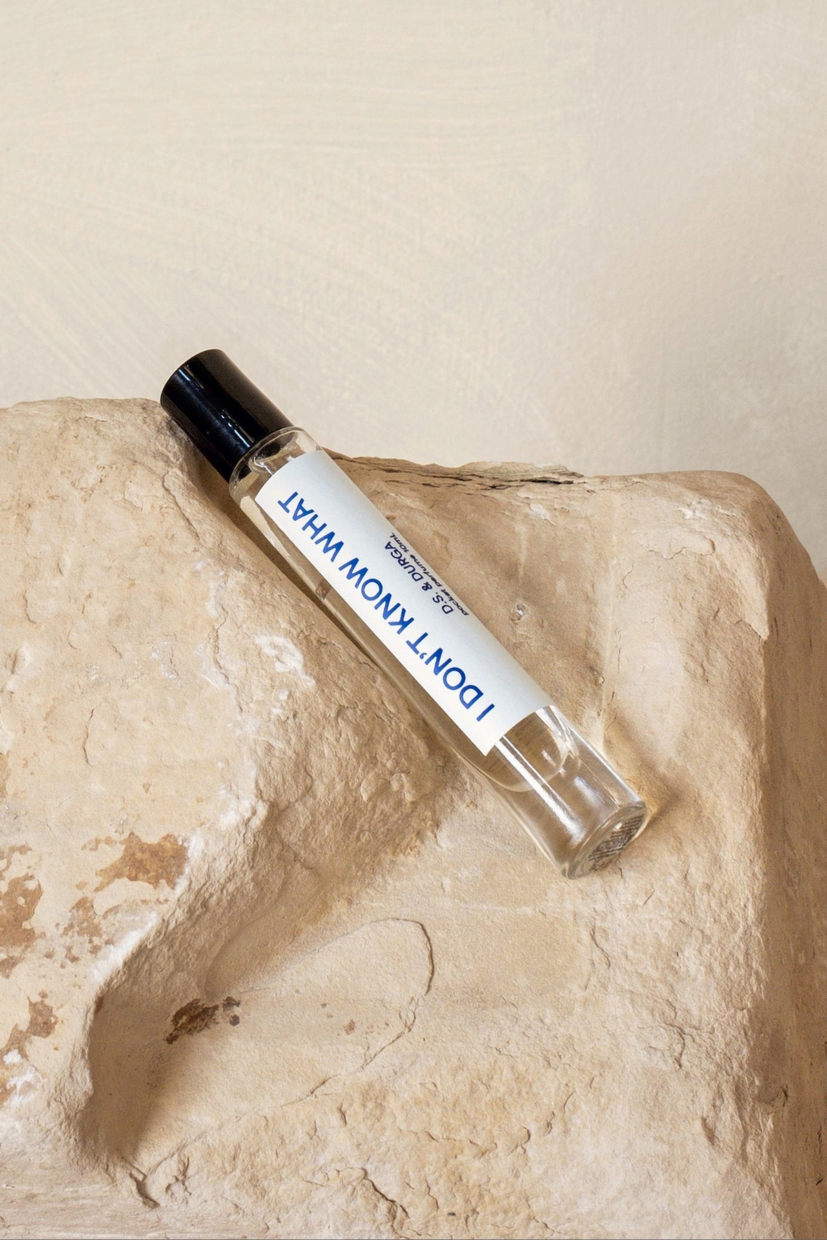 D.S. & Durga I Don't Know What pocket perfume on stone