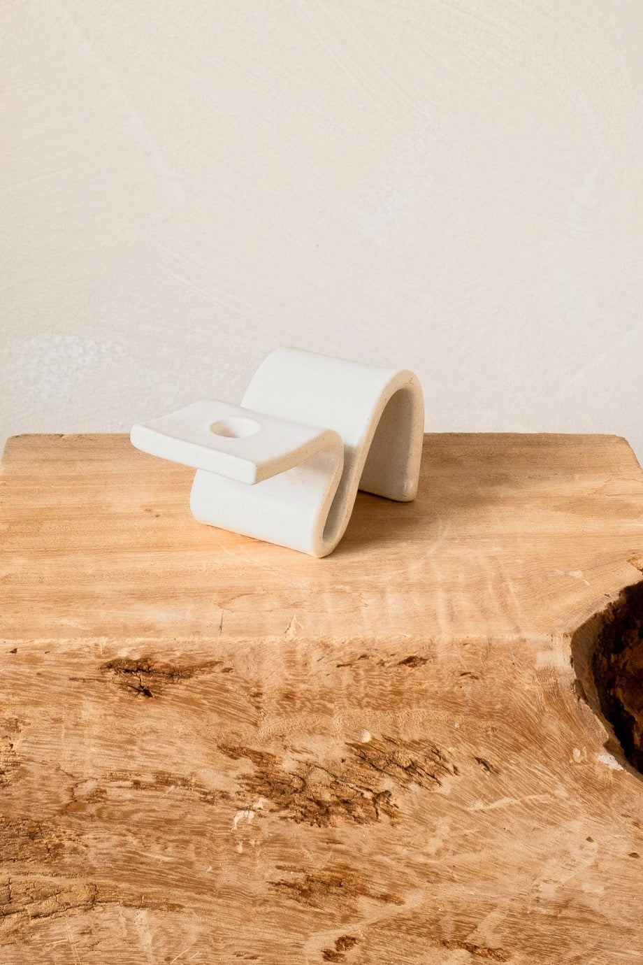 Sin Ceramics Wei candlestick in cream without candle